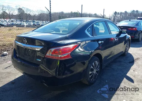 2013 Nissan Altima 2.5 S z USA, uszkodzony, nr VIN 1N4AL3AP0DC188165